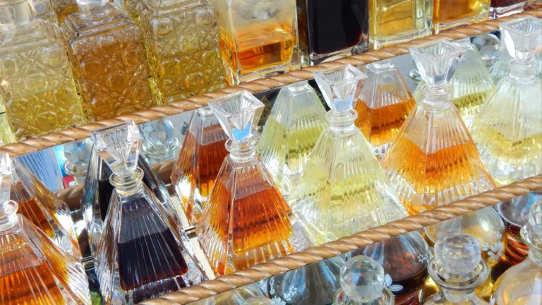 How to Properly Store Attar to Keep It Fresh and Luxurious